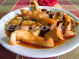 Σουπιές μαγειρευτές με ελίτσες - Cuttlefish cooked with small Olives