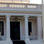 Σε εξέλιξη η συνάντηση του πρωθυπουργού με τους αγρότες – Εντός του Μαξίμου και ο Π. Μεσσαλάς