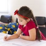 Η ενθάρρυνση και η υποστήριξη των γονιών το πιο σημαντικό στην πρόοδο ενός παιδιού στο σχολείο