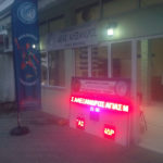 Φωτεινός πίνακας που θα κοσμεί το γήπεδό μας «Πέιος Κωνσταντίνος» σε όλους τους εντός έδρας αγώνες του Μέγα Αλέξανδρου Αγίας Μαρίνας