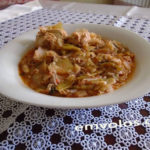 Πράσο γιαχνί με κοτόπουλο από την Ελένη Μπρούφα