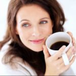 Απολαύστε καφέ και τσάι, μειώστε τον κίνδυνο εγκεφαλικού