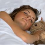 Παλιμπαιδισμός, ή βρέθηκε ο τρόπος να παραμένουμε παιδιά; – Γράφει η Μαρία Αλιμπέρτη – Κατσάνη