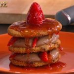 Συνταγή: Μιλφέϊγ σοκολάτας με μπισκότα βρώμης και φράουλα – TV “E” – Ο Έμβολος χορηγός (βίντεο)