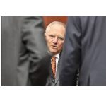 Ας κοιταχτούμε στον καθρέφτη… – Γράφει ο Νίκος Γ. Σακελλαρόπουλος