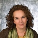 Συνέντευξη της υφυπουργού Οικονομικών Κατερίνας Παπανάτσιου για το «εργόσημο» στον emvolo.gr