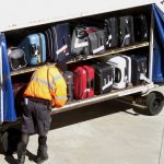 Εξιχνιάστηκαν κλοπές από αποσκευές ταξιδιωτών στο αεροδρόμιο “Μακεδονία”. Συνελήφθη 36χρονος, εργαζόμενος στον Κρατικό Αερολιμένα