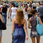 Αυτοί είναι οι “καταναλωτές της επόμενης δεκαετίας” σύμφωνα με το ΙΕΛΚΑ