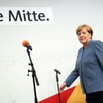 Γερμανία: Η καγκελάριος Μέρκελ φαίνεται ότι κατάφερε να σώσει την κυβέρνησή της, αλλά παραμένει ευάλωτη