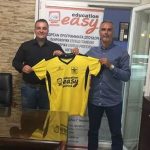 Ο Άρης Π. Σκυλιτσίου ευχαριστεί την EASY COMPUTER EDUCATION