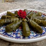 Συνταγή: Σαρμαδάκια γιαλαντζί – Τέλεια νοστιμιά !