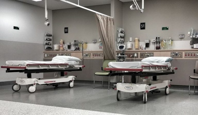 Μετά από ένα ιατρικό λάθος στο νοσοκομείο, μια συγγνώμη κοστίζει λιγότερο από μια μήνυση