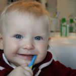 Οδηγίες στοματικής υγιεινής για τους γονείς και τους φροντιστές των ΑμεΑ