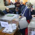 Περί τους 160.000 πολίτες συμμετείχαν μέχρι το κλείσιμο της κάλπης στο δεύτερο γύρο των εκλογών της κεντροαριστεράς