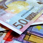 Στις 120 δόσεις του εξωδικαστικού συμβιβασμού οι επαγγελματίες και οι επιχειρήσεις με οφειλές προς το Δημόσιο