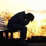 Φως λέει ο Τσίπρας, σκοτάδι λέει η κοινωνία… – Γράφει ο Νίκος Γ. Σακελλαρόπουλος