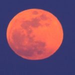 ΕΙΔΗΣΕΙΣ ΣΕ ΒΙΝΤΕΟ: To «Σούπερ μπλέ-ματωμένο» φεγγάρι στην Ελλάδα