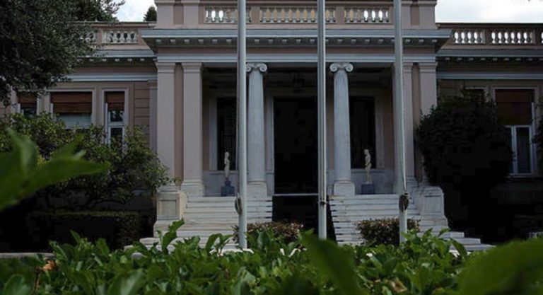 Κυβερνητικές πηγές: Υβριδική επίθεση με χρήση προηγμένης Τεχνητής Νοημοσύνης πίσω από τη συνομιλία του γγ Εθνικής Ασφάλειας