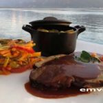 Μπούτι χοιρινό στη γάστρα με πατάτες και ταλιατέλες λαχανικών – Ελβετική γεύση των χρόνων της ανεμελιάς Μπούτι χοιρινό στη γάστρα με πατάτες και ταλιατέλες λαχανικών