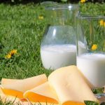 Σημαντική αύξηση της αξίας πωλήσεων στα γαλακτοκομικά το 2022, λόγω ανατιμήσεων, σύμφωνα με κλαδική μελέτη