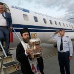 Το Άγιο Φως ήρθε στην Ελλάδα