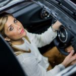 Παναγιώτα Πετρίδου: Η πιο επιτυχημένη πωλήτρια αυτοκινήτων στη Γερμανία, σύμφωνα με την Süddeutsche Zeitung