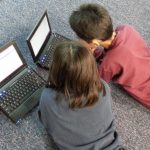 Υπ. Ψηφιακής Διακυβέρνησης-Υπ. Παιδείας: Ξεκινάει το πρόγραμμα «Ψηφιακή Πολιτειότητα για Παιδιά» – Στόχος η ενίσχυση της ασφαλούς πλοήγησης των παιδιών στο διαδίκτυο