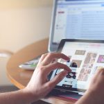 Γαλλία: Η Εφορία θα χρησιμοποιεί τα μέσα κοινωνικής δικτύωσης για να εντοπίζει φορολογικές απάτες