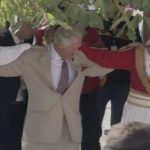 Ο πρίγκιπας Κάρολος χόρεψε Κρητικούς παραδοσιακούς χορούς στις Αρχάνες Ηρακλείου