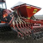 Καθορίστηκαν τα ποσά συνδεδεμένης ενίσχυσης για το 2017 σε σηροτροφία, κορινθιακή σταφίδα, πορτοκάλια, σπόρους