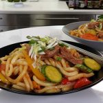 Συνταγή: Τεριγιάκι νουντλς με τόνο και λαχανικά – από τον chef Βαγγέλη Δρίσκα – βίντεο Τεριγιάκι νουντλς με τόνο και λαχανικά