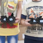 Αλεξάνδρεια: Διανομή παπουτσιών σε 143 παιδιά από το “Μαζί για το παιδί” και την εταιρεία παπουτσιών TOMS