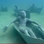 ΕΙΔΗΣΕΙΣ ΣΕ ΒΙΝΤΕΟ: Γλυπτά στον ωκεανό που κόβουν την ανάσα