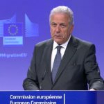 Δ. Αβραμόπουλος: «Η Συνθήκη Σένγκεν βρίσκεται σε κίνδυνο»