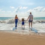 Οι νέοι στην Ελλάδα θέλουν να κάνουν οικογένεια. Αλλά δεν μπορούν