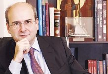 Κ. Χατζηδάκης: Αυξάνονται κατά 50% τα όρια επιστροφής του ΕΦΚ του Αγροτικού Πετρελαίου