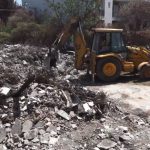 ΕΙΔΗΣΕΙΣ ΣΕ ΒΙΝΤΕΟ: Ξεκίνησαν οι κατεδαφίσεις καμένων κτιρίων στο Μάτι και στο Κόκκινο Λιμανάκι