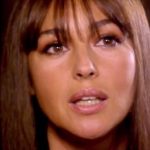 ΕΙΔΗΣΕΙΣ ΣΕ ΒΙΝΤΕΟ: Μόνικα Μπελούτσι: Η Ιταλίδα αισθησιακή καλλονή κάνει διακοπές στην Πάρο