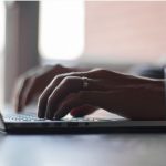 Ηλεκτρονικό σύστημα καταγγελιών για την αυθαίρετη δόμηση απ’ τις αρχές του 2019. Συνάντηση του υπουργού Περιβάλλοντος με τον πρόεδρο του ΤΕΕ