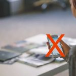 Γαλλία: Τέλος τα κινητά τηλέφωνα στα σχολεία