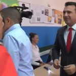 ΕΙΔΗΣΕΙΣ ΣΕ ΒΙΝΤΕΟ: ΠΓΔΜ: Ο Πρωθυπουργός Ζ. Ζάεφ ψήφισε στη γενέτειρά του