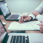 Στοχευμένα φορολογικά κίνητρα και μείωση της φορολογικής γραφειοκρατίας ζητούν οι νέοι επιχειρηματίες παγκοσμίως, σύμφωνα με έρευνα της EY