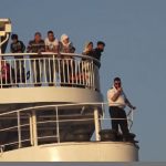 ΕΙΔΗΣΕΙΣ ΣΕ ΒΙΝΤΕΟ: Στο λιμάνι του Πειραιά πρόσφυγες από τη Μόρια