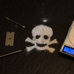 Ο εθισμός στα ναρκωτικά σχετίζεται (και) με έναν αρχαίο ιό, σύμφωνα με Έλληνες επιστήμονες