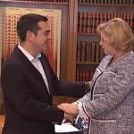 Συνάντηση του Πρωθυπουργού, Αλέξη Τσίπρα, με την Ευρωπαία Επίτροπο Περιφερειακής Πολιτικής, Κορίνα Κρέτσου