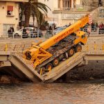 Καβάλα: Κατέρρευσε γέφυρα στην ανατολική έξοδο βασικής οδικής αρτηρίας της πόλης χωρίς ευτυχώς να υπάρξουν θύματα.