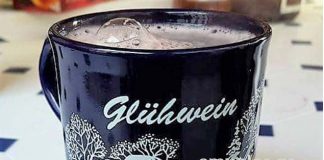 Gluhwein, το αρωματικό κρασί των Χριστουγέννων και της πρωτοχρονιάς