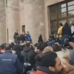 ΕΙΔΗΣΕΙΣ ΣΕ ΒΙΝΤΕΟ: Δολοφονία φοιτήτριας στη Ρόδο: Σε άλλη φυλακή ο 19χρονος μετά τον ξυλοδαρμό