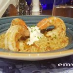 Kριθαρώτο με γαρίδες, πέστο βασιλικού και κατίκι Δομοκού – Γεύση που ξεχειλίζει από αρώματα θαλασσινά Kριθαρώτο με γαρίδες, πέστο βασιλικού και κατίκι Δομοκού - Γεύση που ξεχειλίζει από αρώματα θαλασσινά