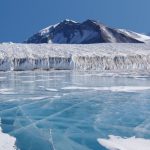 Ελβετία: Το 2023 αναγγέλλεται δυσοίωνο για τους ελβετικούς παγετώνες, σύμφωνα με τον επιστήμονα που τους παρατηρεί